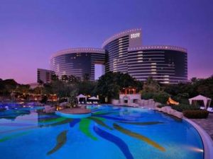 Where can you stay in Dubai